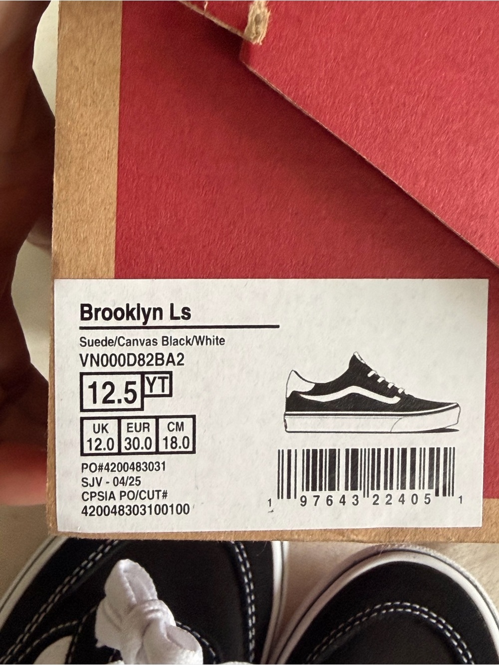 NWT Vans Brooklyn LS Youth Sneakers | Black/White | Size 12.5 YT | New in Box - Picture 7 of 8